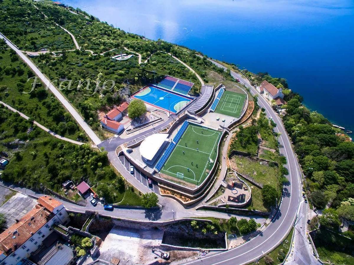Apartmani Pod Nehajem Senj  Esterno foto
